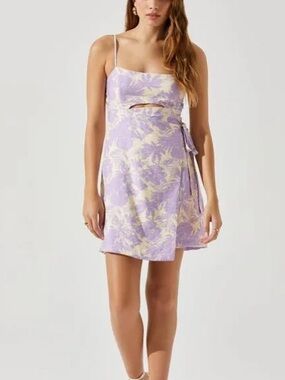 ASTR the Label Floral Keyhole Wrap Mini Dress
